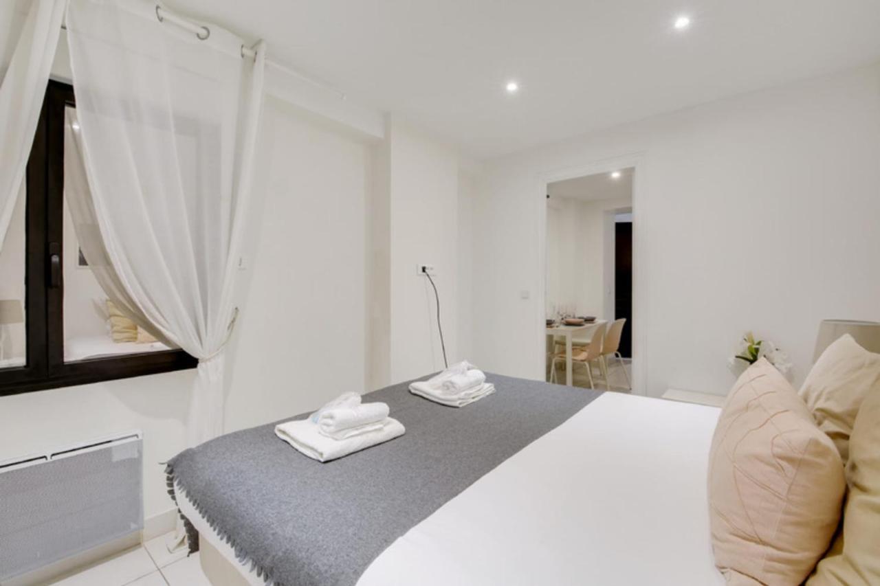250 Suite Sainte - Superb Apartment In Parigi Esterno foto